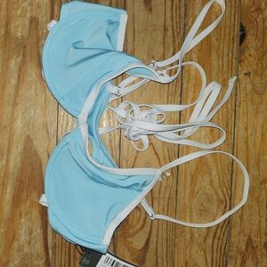 PrettyLittleThing Blue and White Bikini